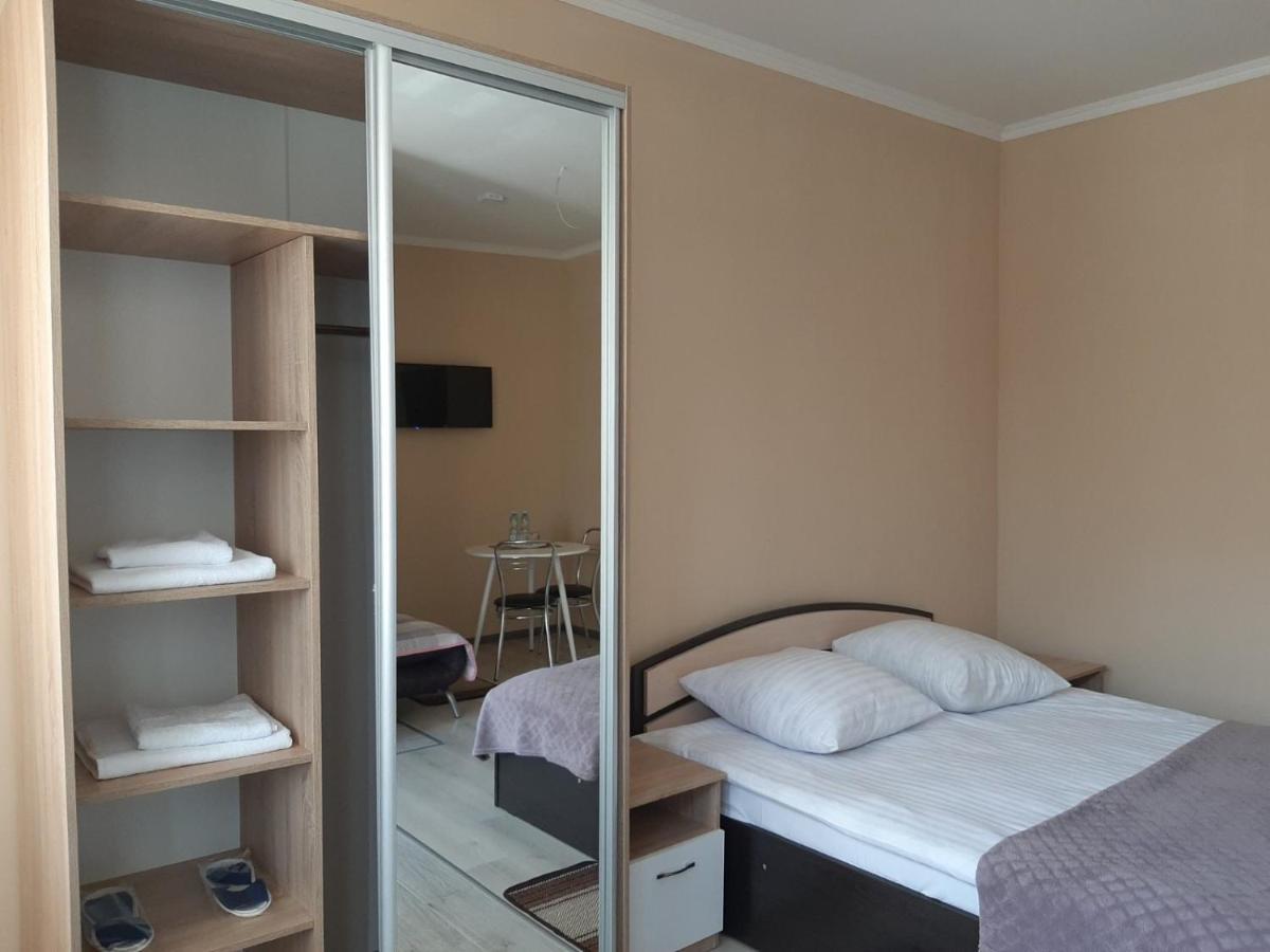 Hotel 7/24 Brovary Eksteriør bilde