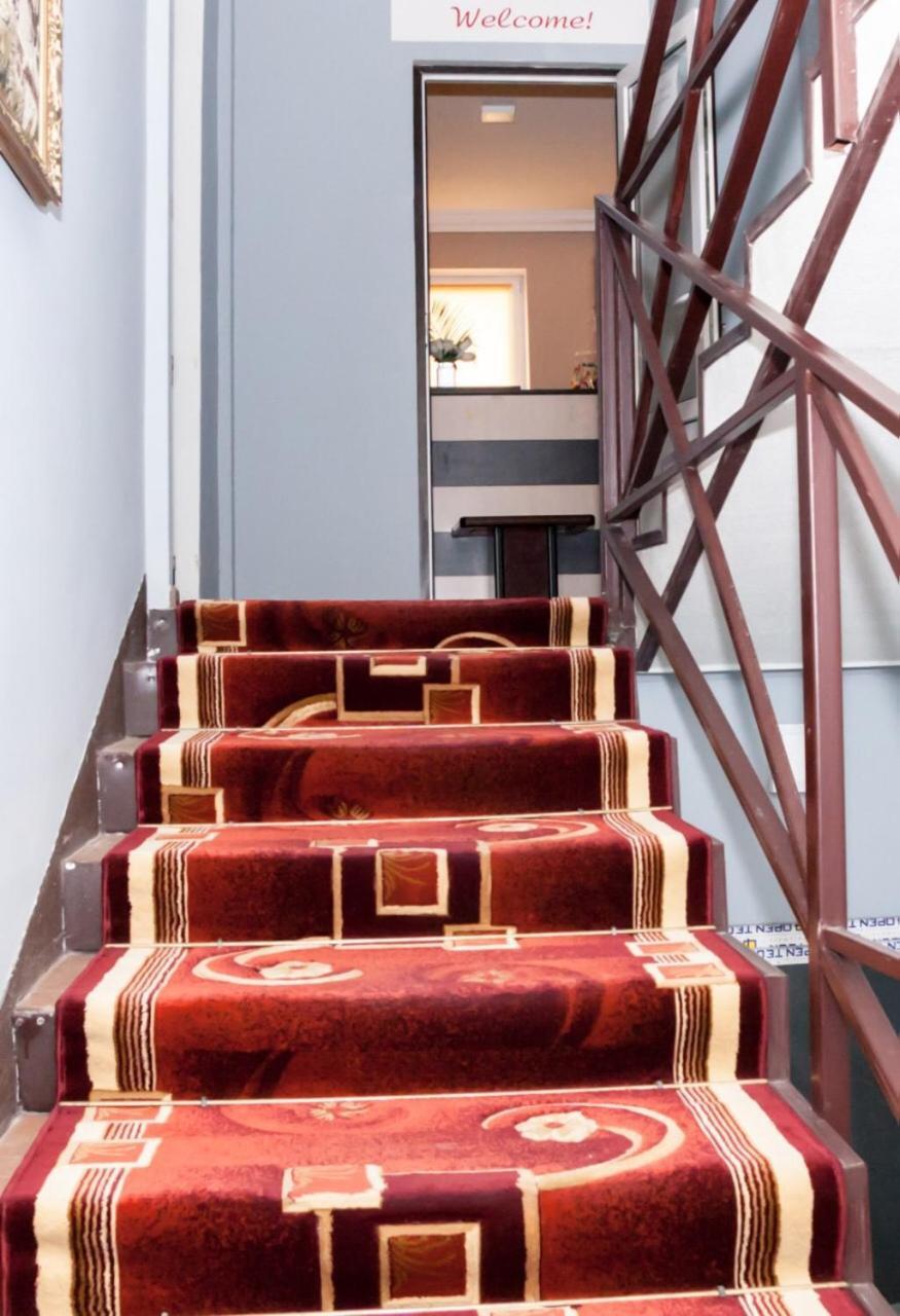 Hotel 7/24 Brovary Eksteriør bilde