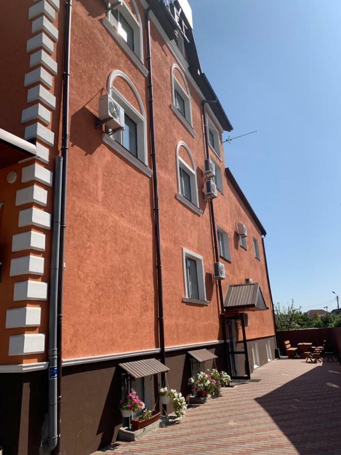 Hotel 7/24 Brovary Eksteriør bilde